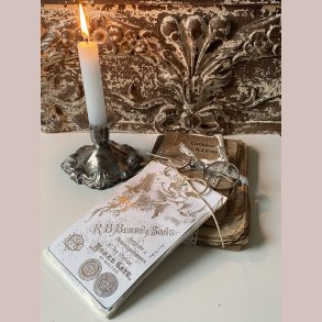 Kuvert med trret lavendel