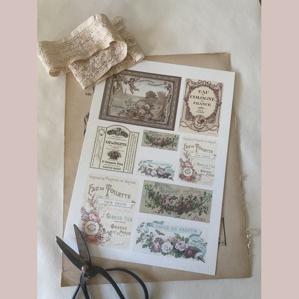 Ark med sk�nne gamle parfumeetiketter