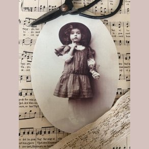 M�beldekoration Yndig landpige